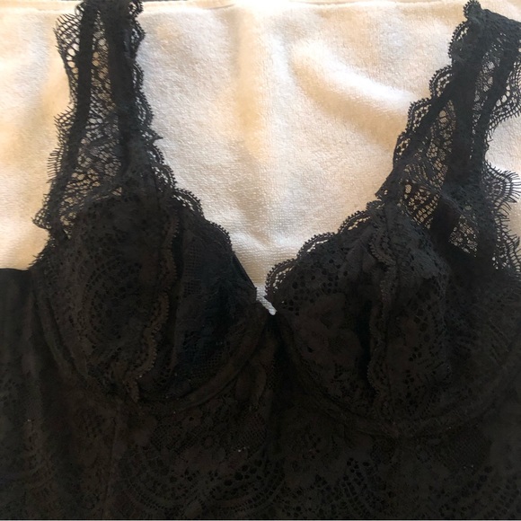 COPY - Victoria Secret Corset Bra 34 B - Picture 2 of 6